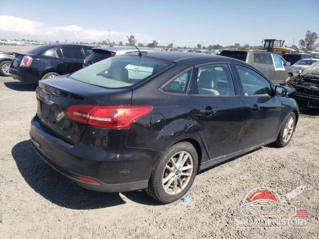 1FADP3F20FL221991 2015 FORD FOCUS photo no. 3