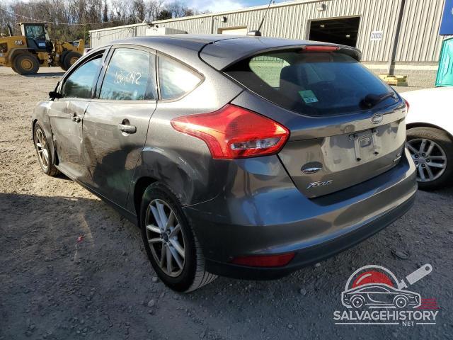 1FADP3K24FL244261 2015 FORD FOCUS photo no. 3