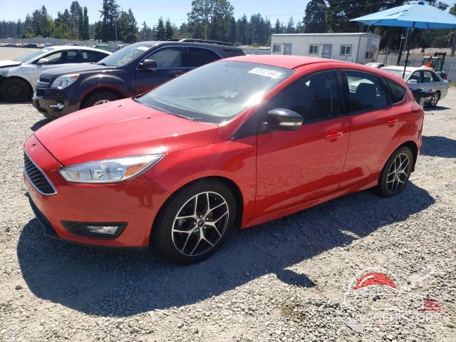 1FADP3K2XFL315303 2015 FORD FOCUS photo no. 2