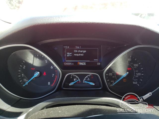 1FADP3K2XFL315303 2015 FORD FOCUS photo no. 9