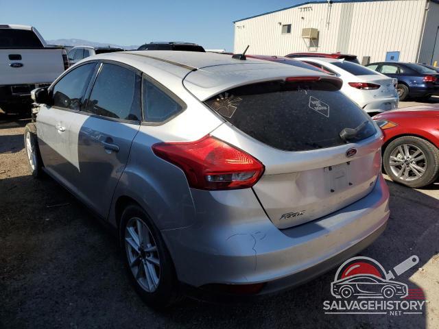 1FADP3K2XFL319996 2015 FORD FOCUS photo no. 2