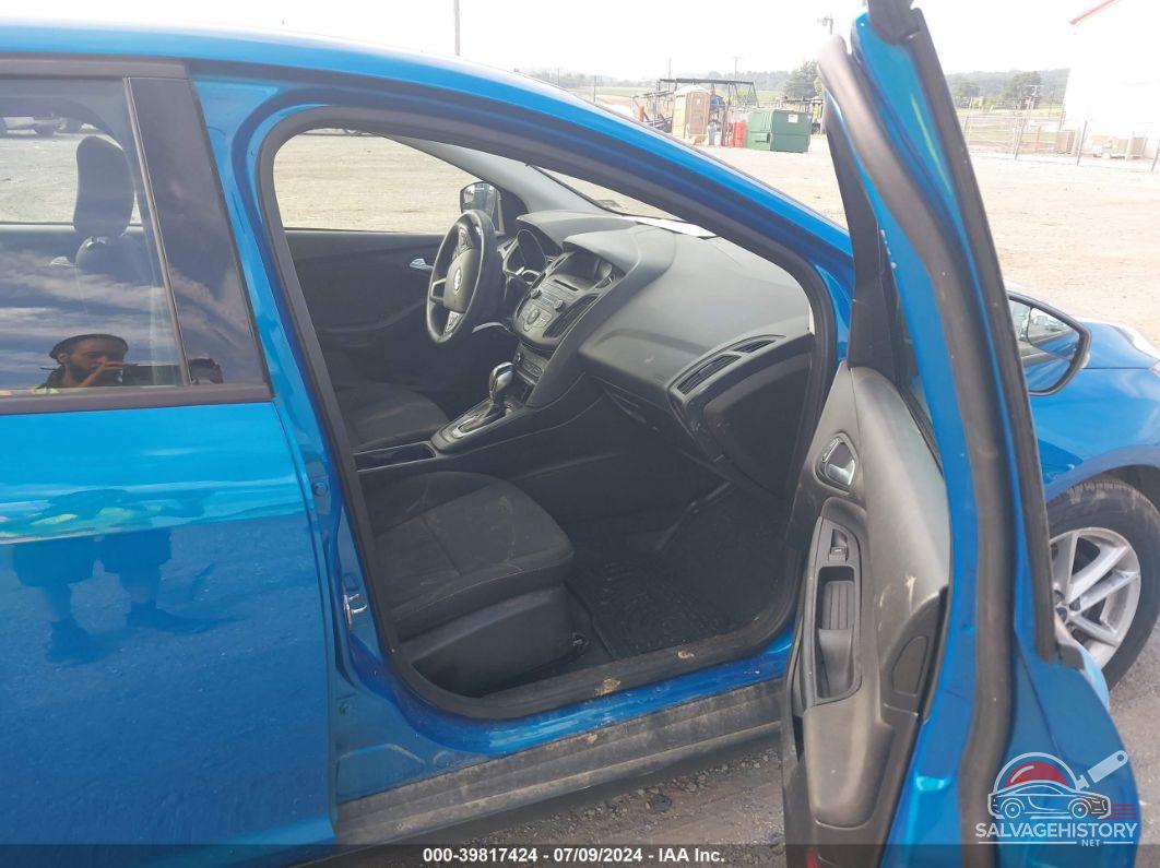 1FADP3F2XGL335353 2016 FORD FOCUS photo no. 5