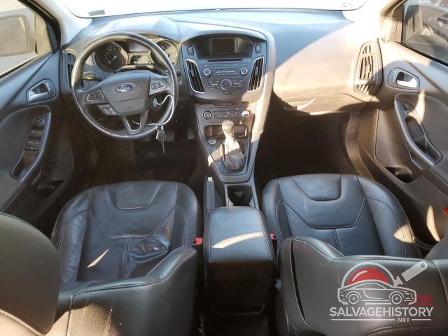 1FADP3K28GL220286 2016 FORD FOCUS photo no. 8