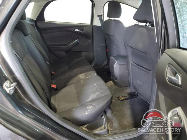 1FADP3K2XGL386051 2016 FORD FOCUS photo no. 10