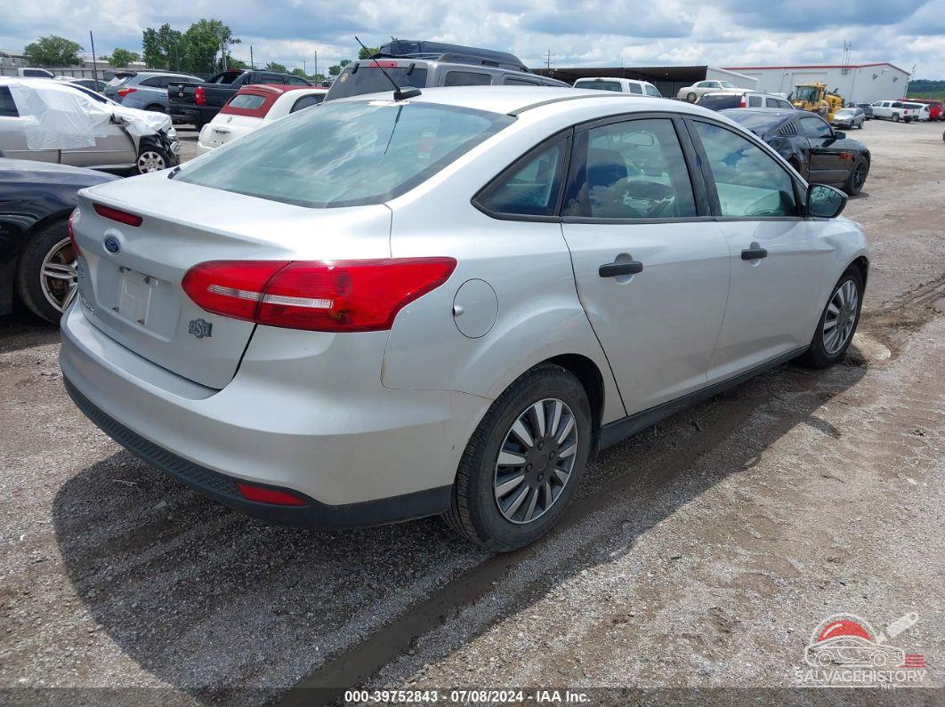 1FADP3E24HL270759 2017 FORD FOCUS photo no. 4