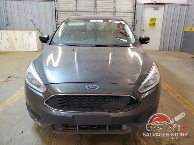 1FADP3F24HL282490 2017 FORD FOCUS photo no. 5
