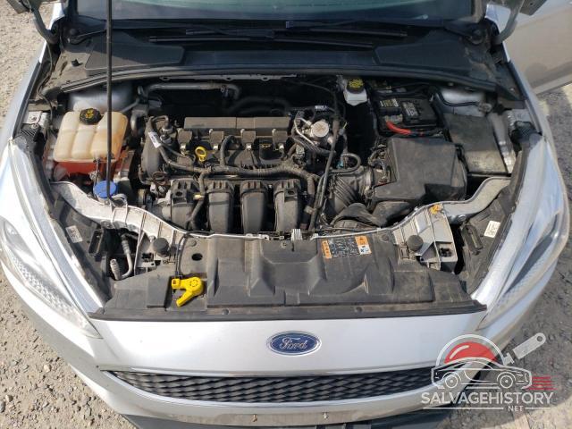 1FADP3E25JL255788 2018 FORD FOCUS photo no. 11