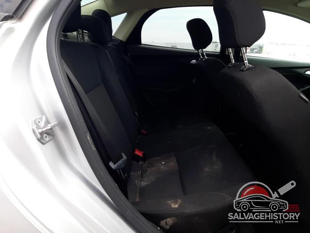 1FADP3FE1JL264965 2018 FORD FOCUS photo no. 10