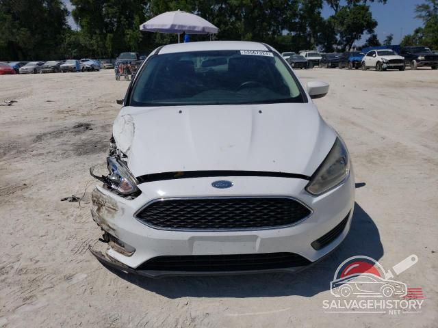 1FADP3K23JL308640 2018 FORD FOCUS photo no. 5