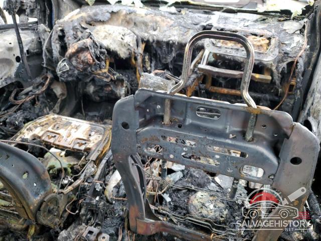 1FADP3K25JL237747 2018 FORD FOCUS photo no. 8