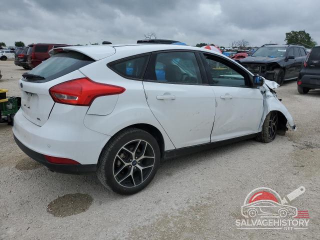 1FADP3M26JL254165 2018 FORD FOCUS photo no. 3