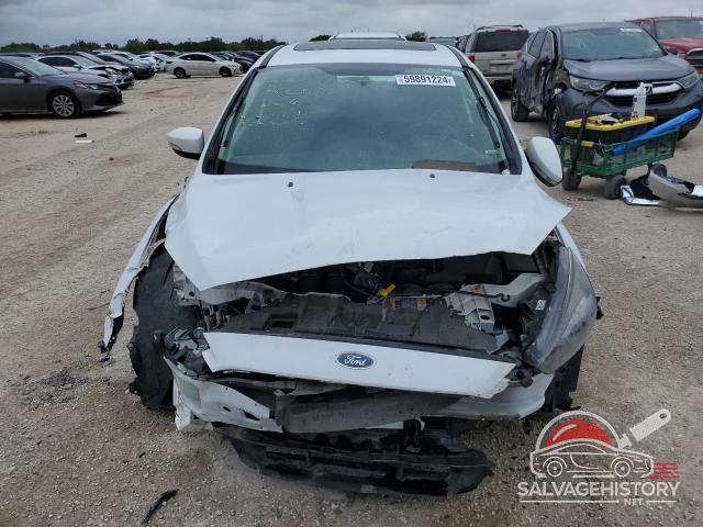 1FADP3M26JL254165 2018 FORD FOCUS photo no. 5