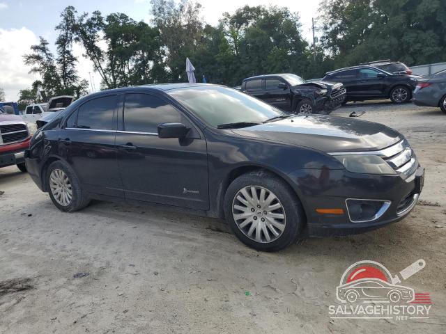 3FADP0L39AR135973 2010 FORD FUSION photo no. 4