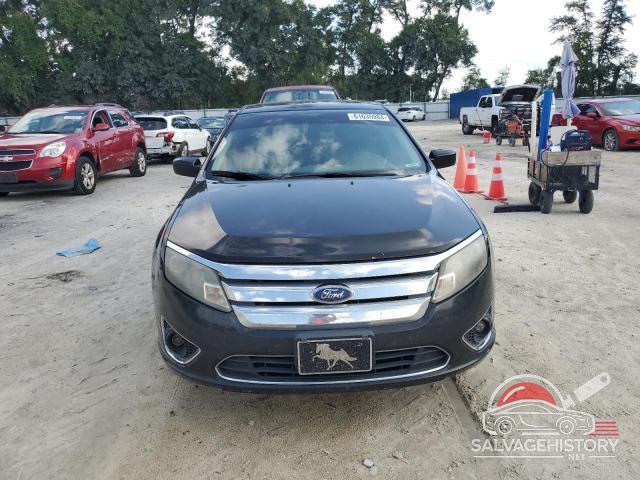 3FADP0L39AR135973 2010 FORD FUSION photo no. 5