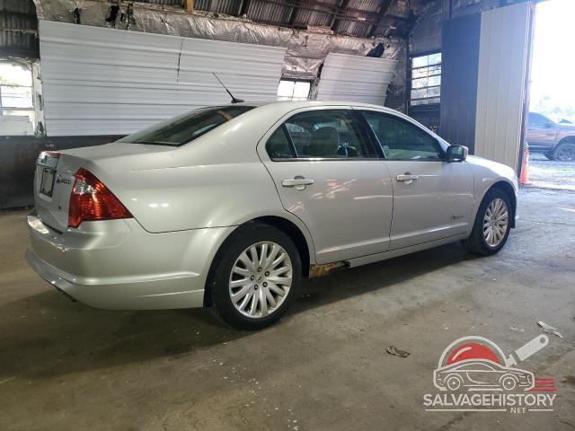 3FADP0L39AR146973 2010 FORD FUSION photo no. 3