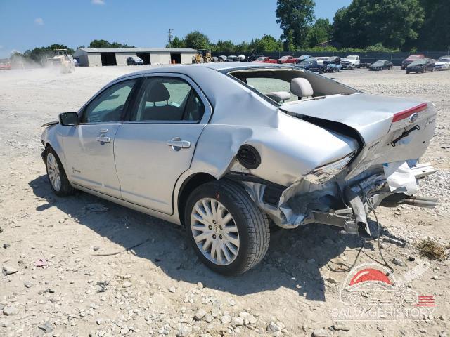 3FADP0L3XBR335505 2011 FORD FUSION photo no. 2