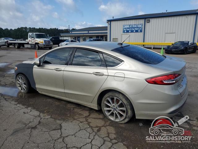 3FA6P0HD0HR364675 2017 FORD FUSION photo no. 2