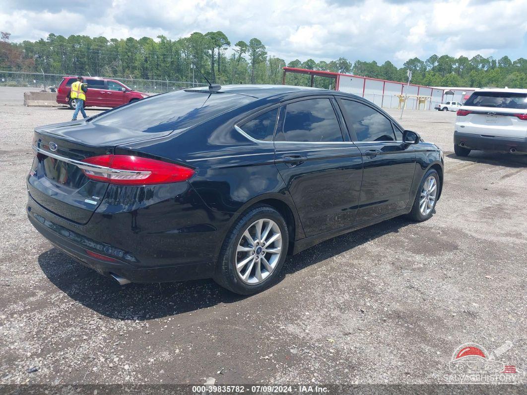 3FA6P0HDXHR113971 2017 FORD FUSION photo no. 4