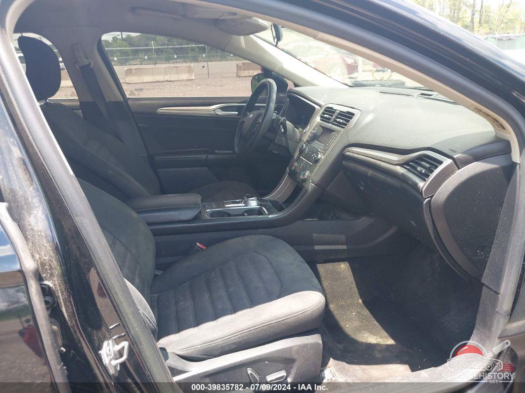 3FA6P0HDXHR113971 2017 FORD FUSION photo no. 5