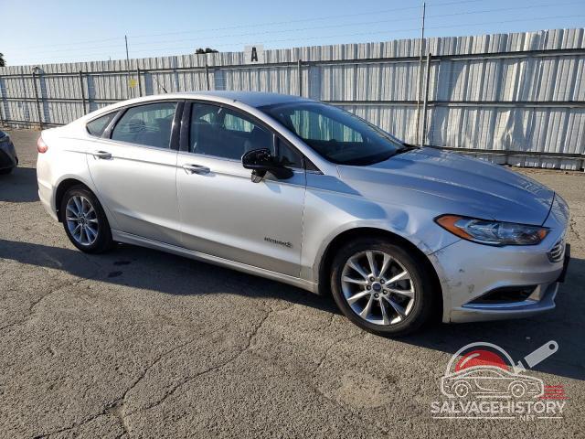 3FA6P0LU0HR386344 2017 FORD FUSION photo no. 4