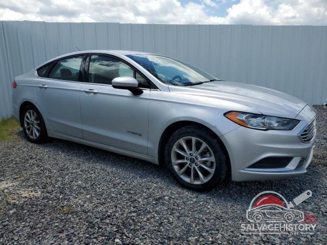 3FA6P0LU8HR307485 2017 FORD FUSION photo no. 4
