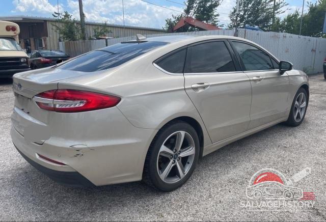 3FA6P0LU6KR242983 2019 FORD FUSION photo no. 4