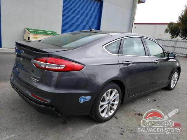 3FA6P0SU1LR264621 2020 FORD FUSION photo no. 3