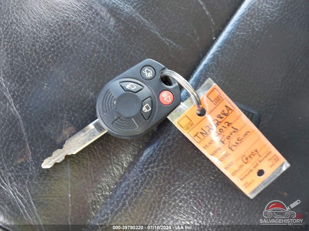 3FADP0L37CR197536 2012 FORD FUSION HYBRID photo no. 11