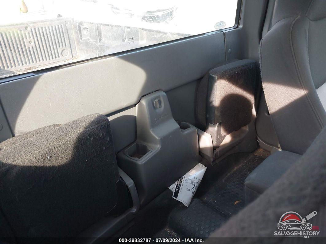 1FTZR44U44PB39899 2004 FORD RANGER photo no. 8