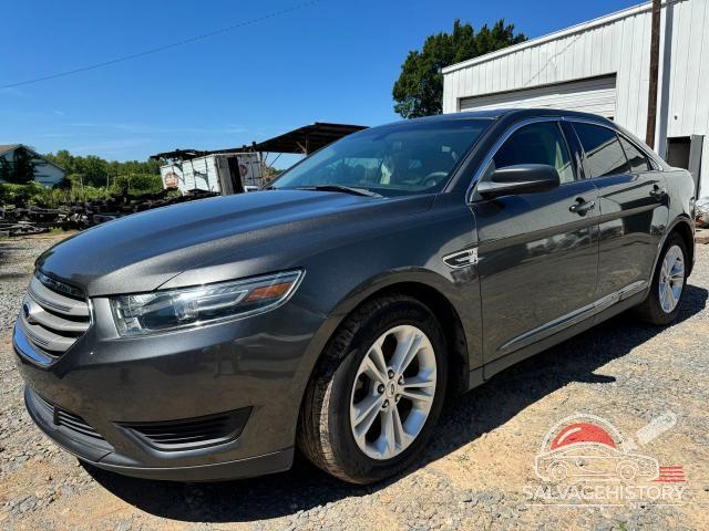 1FAHP2D86FG208450 2015 FORD TAURUS photo no. 2