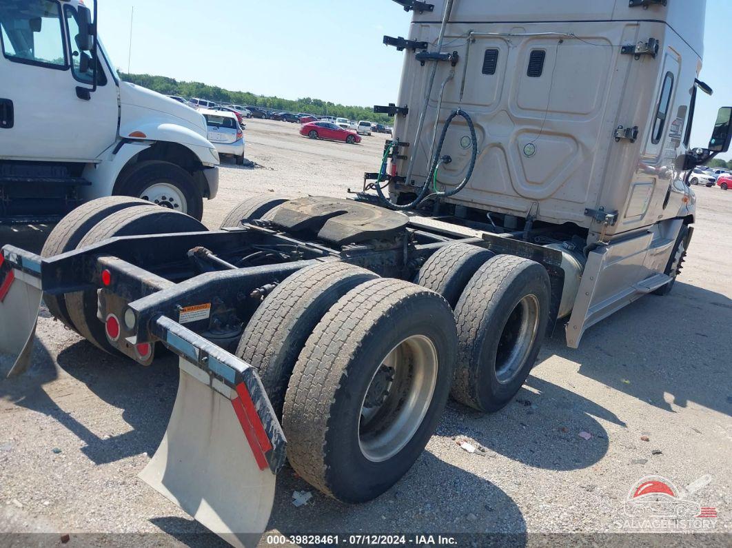 3AKJGLD55FSBT5568 2015 FREIGHTLINER CASCADIA 125 photo no. 4