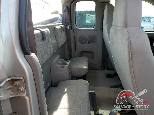 1GTDT198X58184380 2005 GMC CANYON photo no. 10