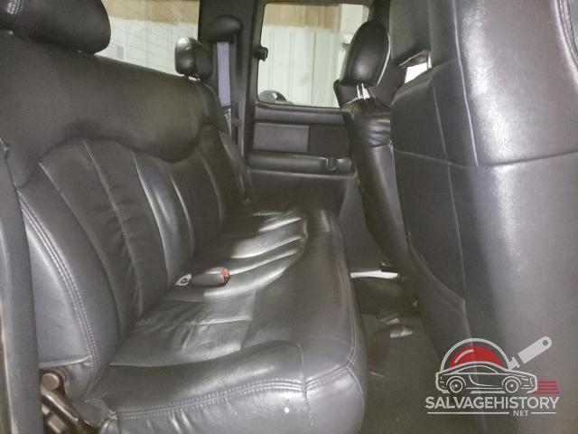 1GTEK19TXYE139067 2000 GMC SIERRA photo no. 10