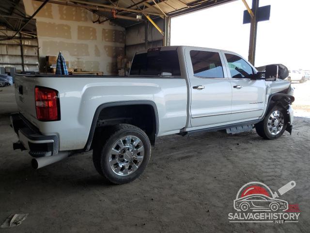 1GT12SEY5KF240475 2019 GMC SIERRA photo no. 3