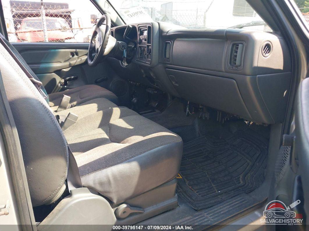 1GTHK29U26E270292 2006 GMC SIERRA 2500HD photo no. 5