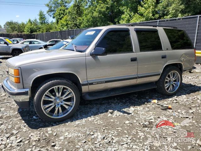 1GKEK13R0WJ714816 1998 GMC YUKON photo no. 5