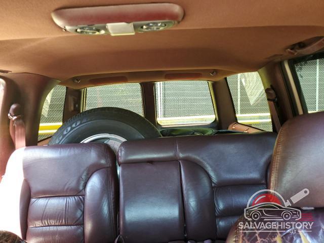1GKEK13R0WJ714816 1998 GMC YUKON photo no. 10