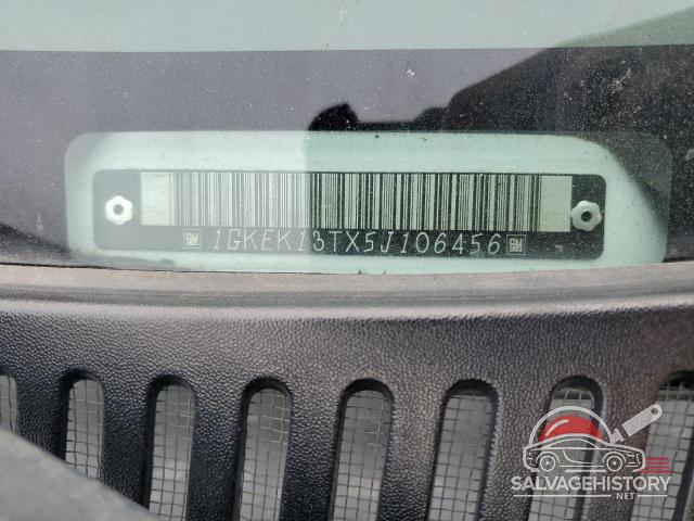 1GKEK13TX5J106456 2005 GMC YUKON photo no. 13