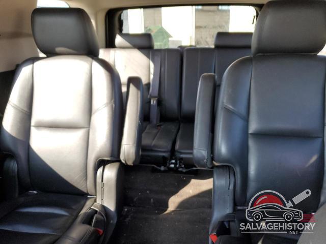 1GKS2EEF2CR136017 2012 GMC YUKON photo no. 10