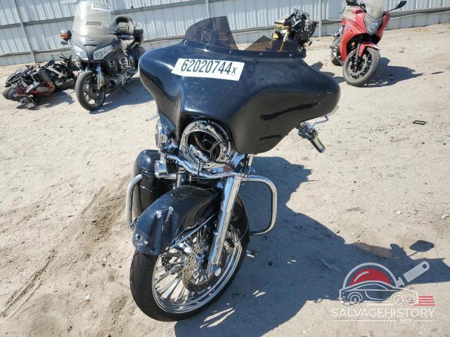 1HD1FRW39YY614727 2000 HARLEY-DAVIDSON FL photo no. 2