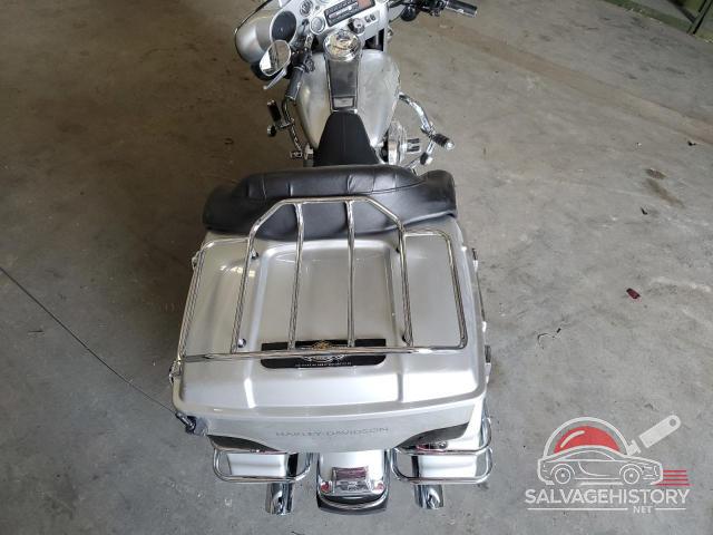 1HD1FFW483Y604173 2003 HARLEY-DAVIDSON FL photo no. 6