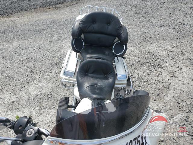 1HD1FLW163Y623955 2003 HARLEY-DAVIDSON FL photo no. 5