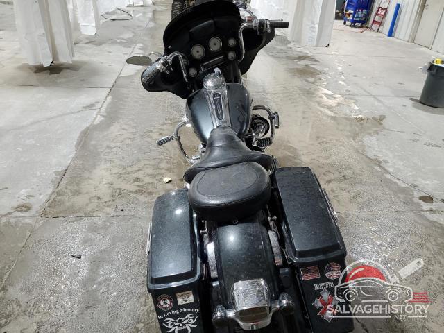 1HD1KB4169Y611905 2009 HARLEY-DAVIDSON FL photo no. 4