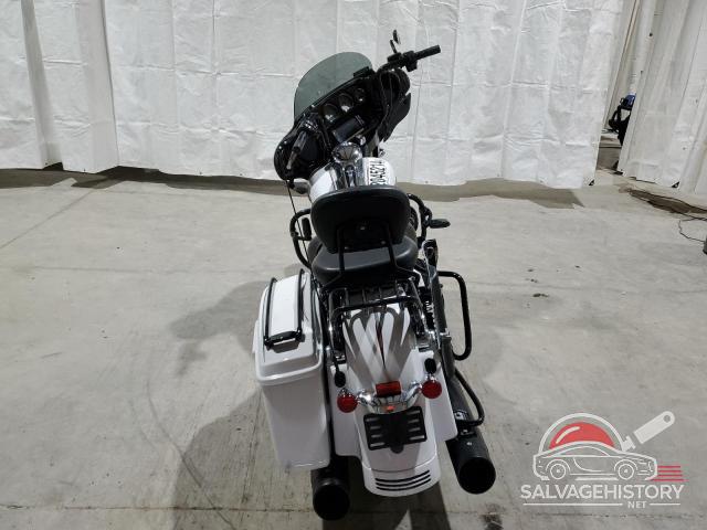 1HD1KRC1XHB637340 2017 HARLEY-DAVIDSON FL photo no. 4
