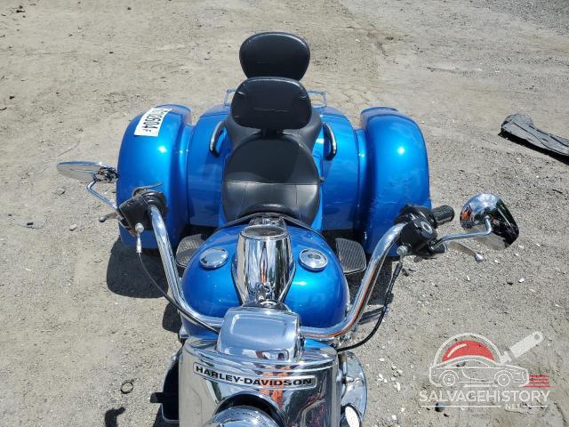 1HD1MCC15JB853089 2018 HARLEY-DAVIDSON FL photo no. 5