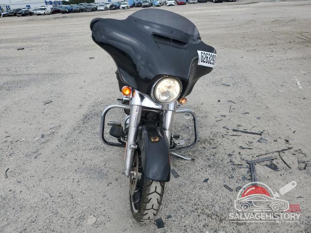 1HD1KBC11MB670602 2021 HARLEY-DAVIDSON FL photo no. 2
