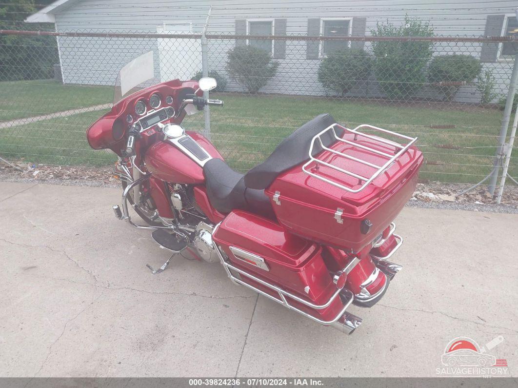 1HD1FFM13CB613505 2012 HARLEY-DAVIDSON FLHTC photo no. 3