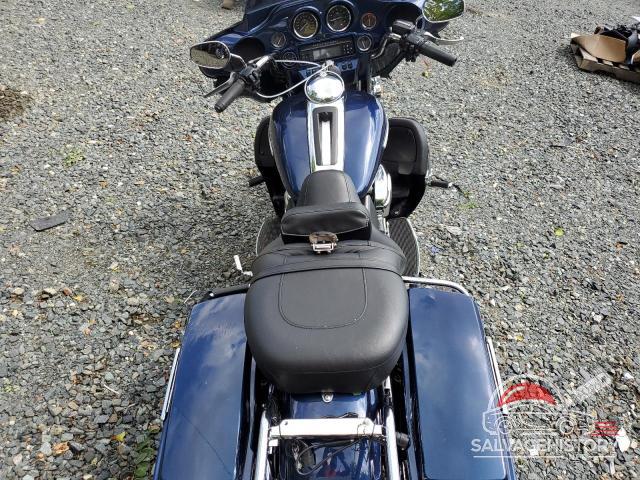 1HD1KEM12DB674058 2017 HARLEY-DAVIDSON FLHTK ELEC photo no. 6