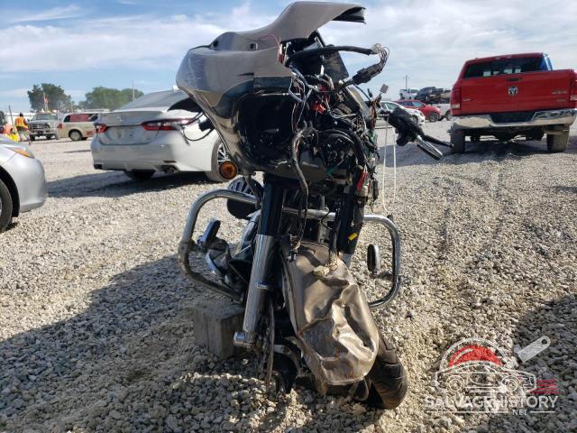 1HD1TC817DB954523 2013 HARLEY-DAVIDSON FLTRXSE CV photo no. 2