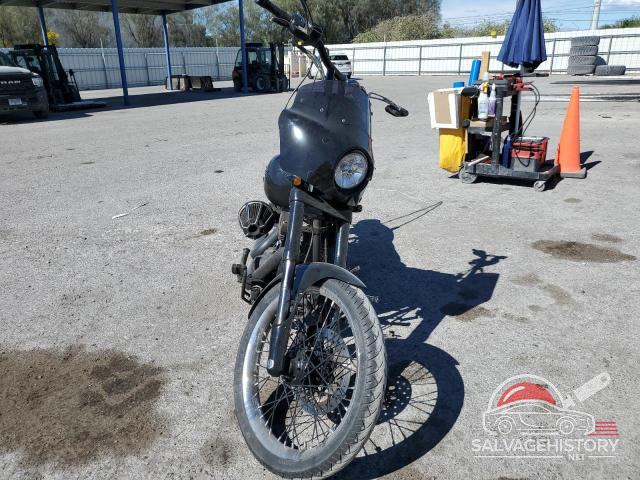 1HD1JAB364Y033427 2004 HARLEY-DAVIDSON FX photo no. 2